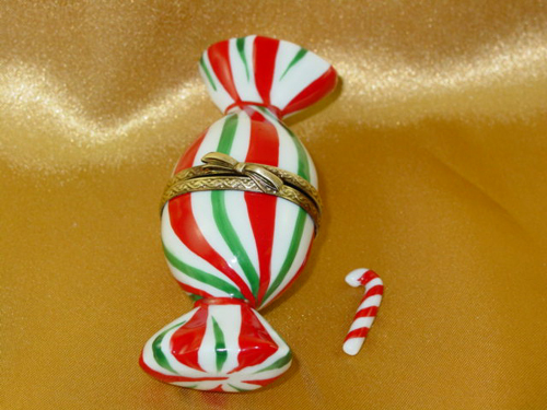 Christmas candy with removable candy cane