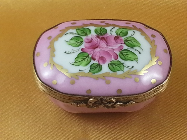 PINK EIGHT SIDED WITH FLOWERS