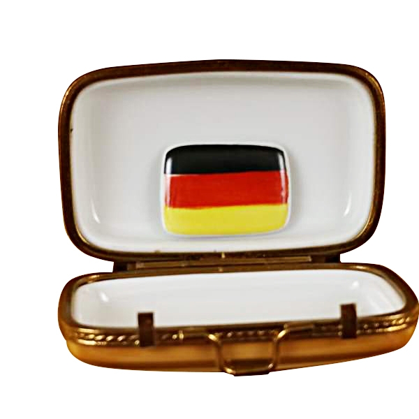 German travel suitcase w/flag