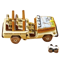 Safari vehicle with binoculars