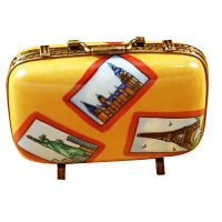 SUITCASE WITH LARGE TAGS SUITCASE WITH LARGE TAGS