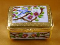 Studio collection - chest birds/apple flowers Studio collection - chest birds/apple flowers