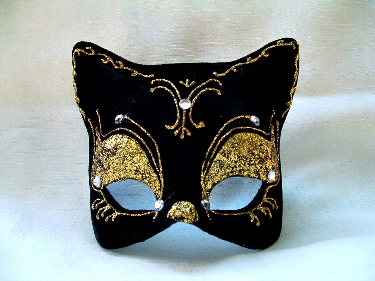 Cat Velvet w/Yellow Glitter Venetian Mask Cat Velvet w/Yellow Glitter Venetian Mask