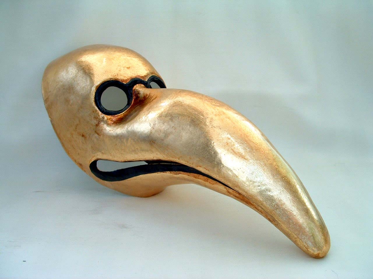 Medico Della Peste Gold Venetian Mask Medico Della Peste Gold Venetian Mask