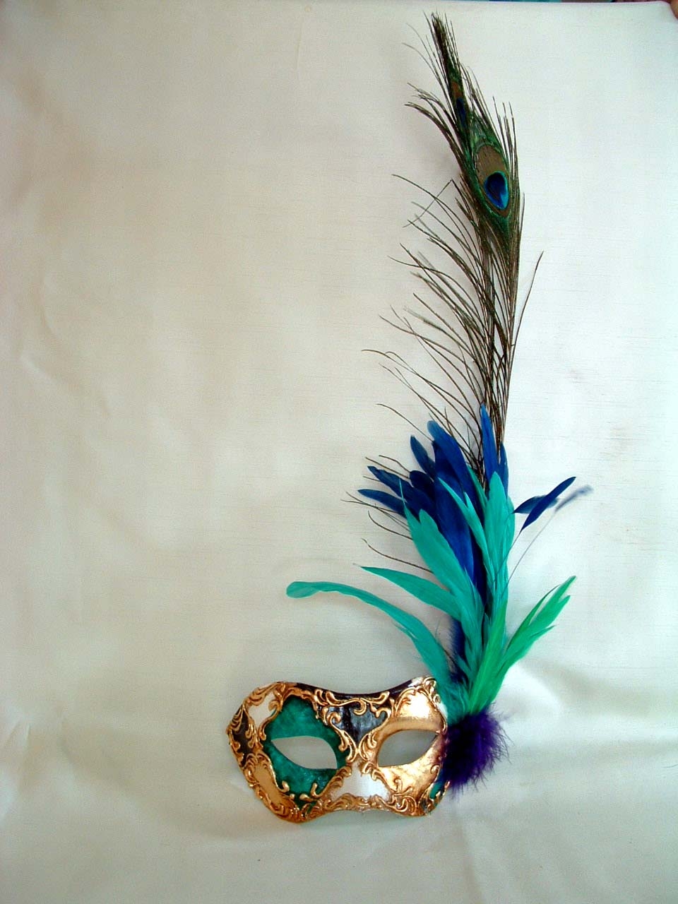 Columbina Mardi Gras Plume Columbina Mardi Gras Plume