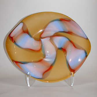 Ribbons Centerpiece Plate