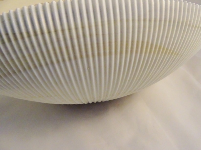 Murano Glass Ivory Shell Bowl