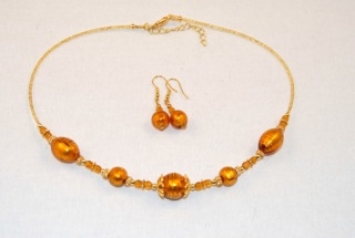 Amber murano glass oval and globes necklace and earrings