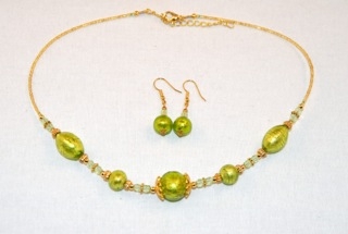 Lime murano glass oval and globes necklace and earrings