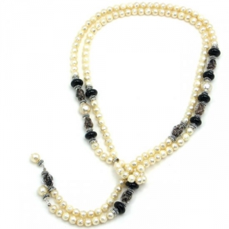 Necklace with pearl and murano glass beads