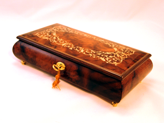 Arabesque wood inlay music box