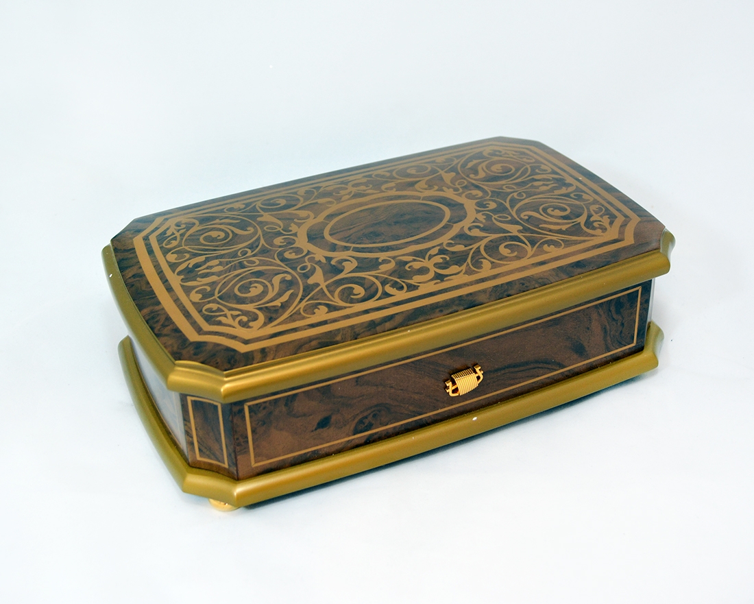 Classico Gold Pattern Luxury Music Box