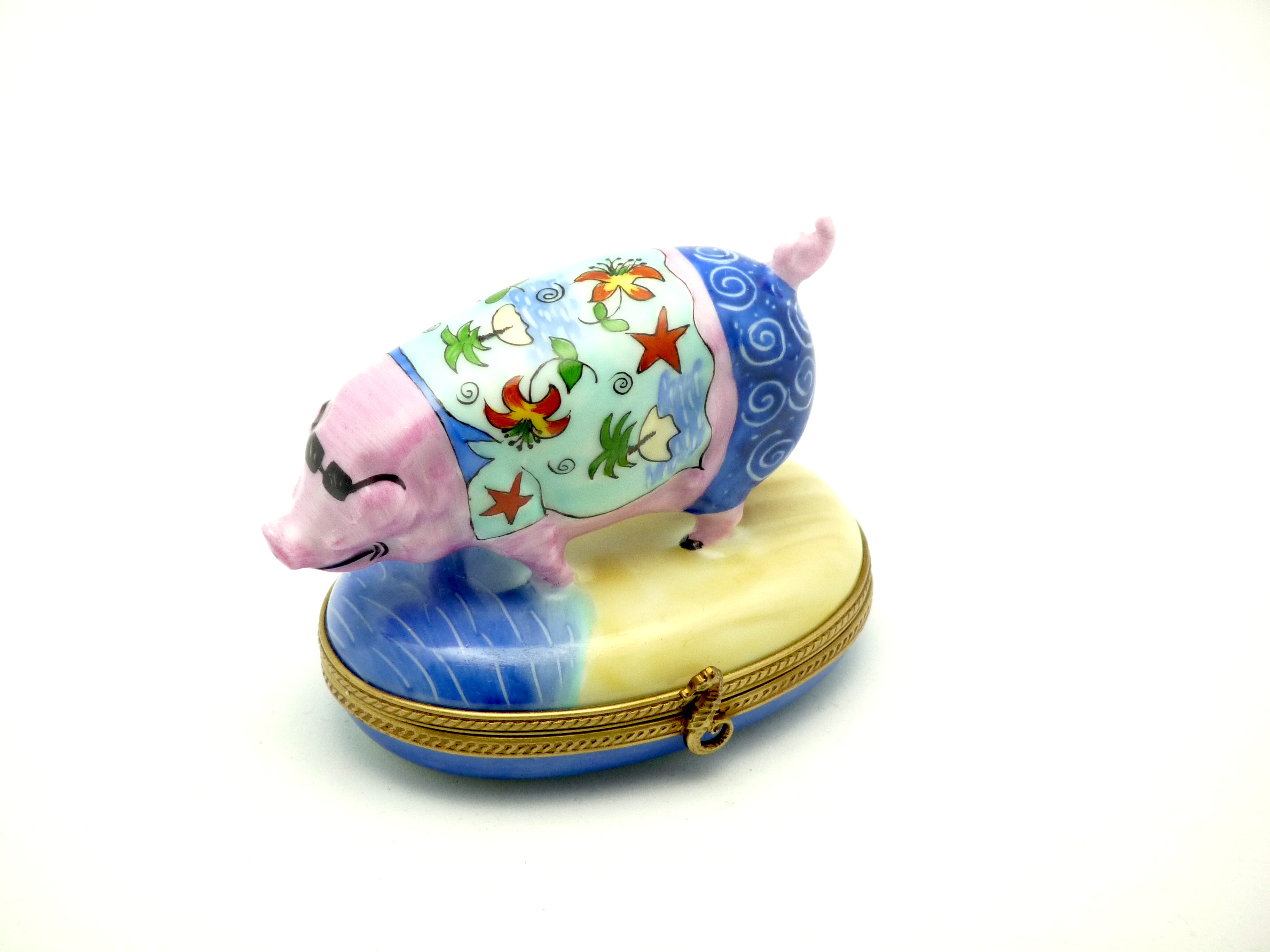 Pig - Hawaii decor