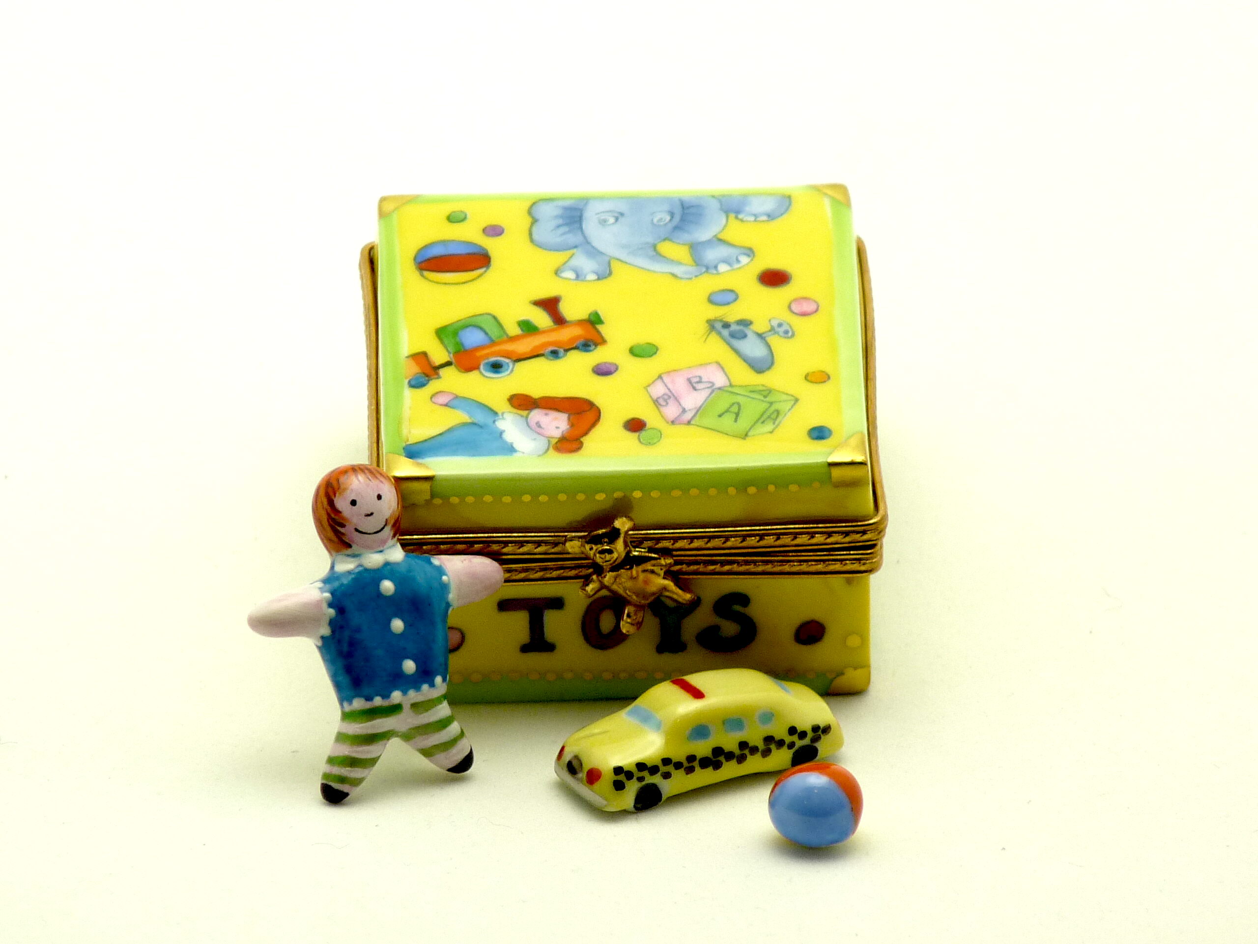 Toy box with toys