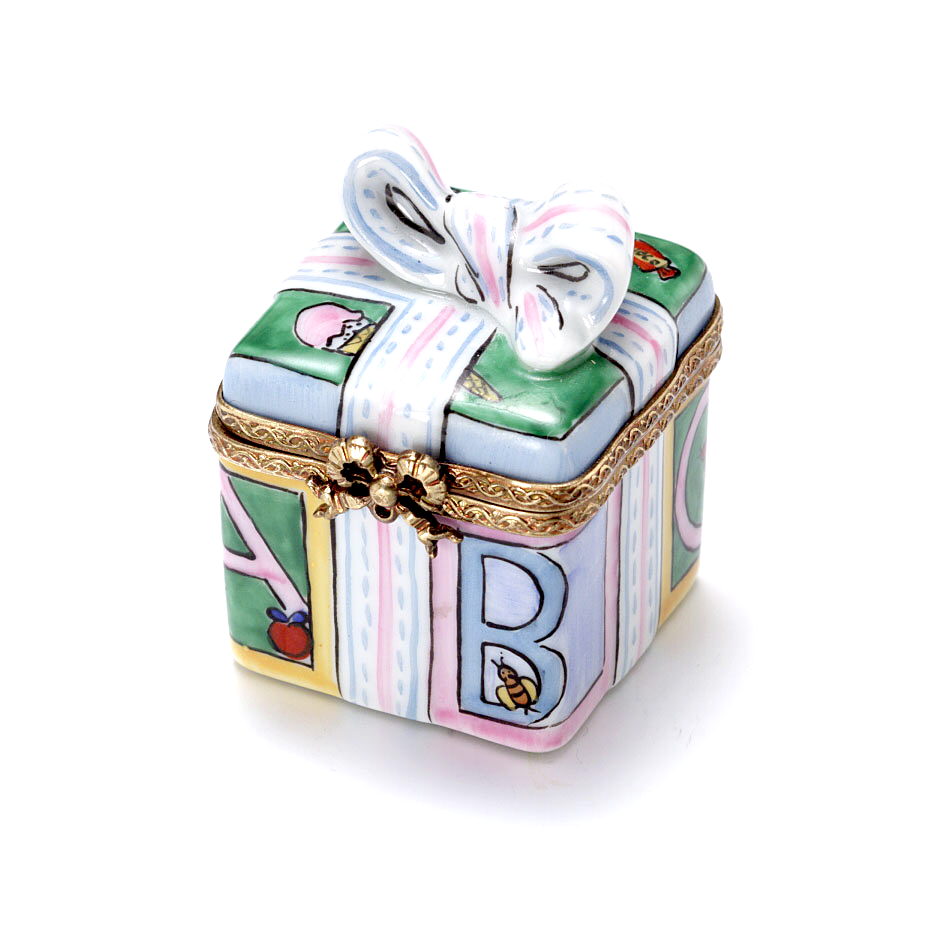 Gift box baby design