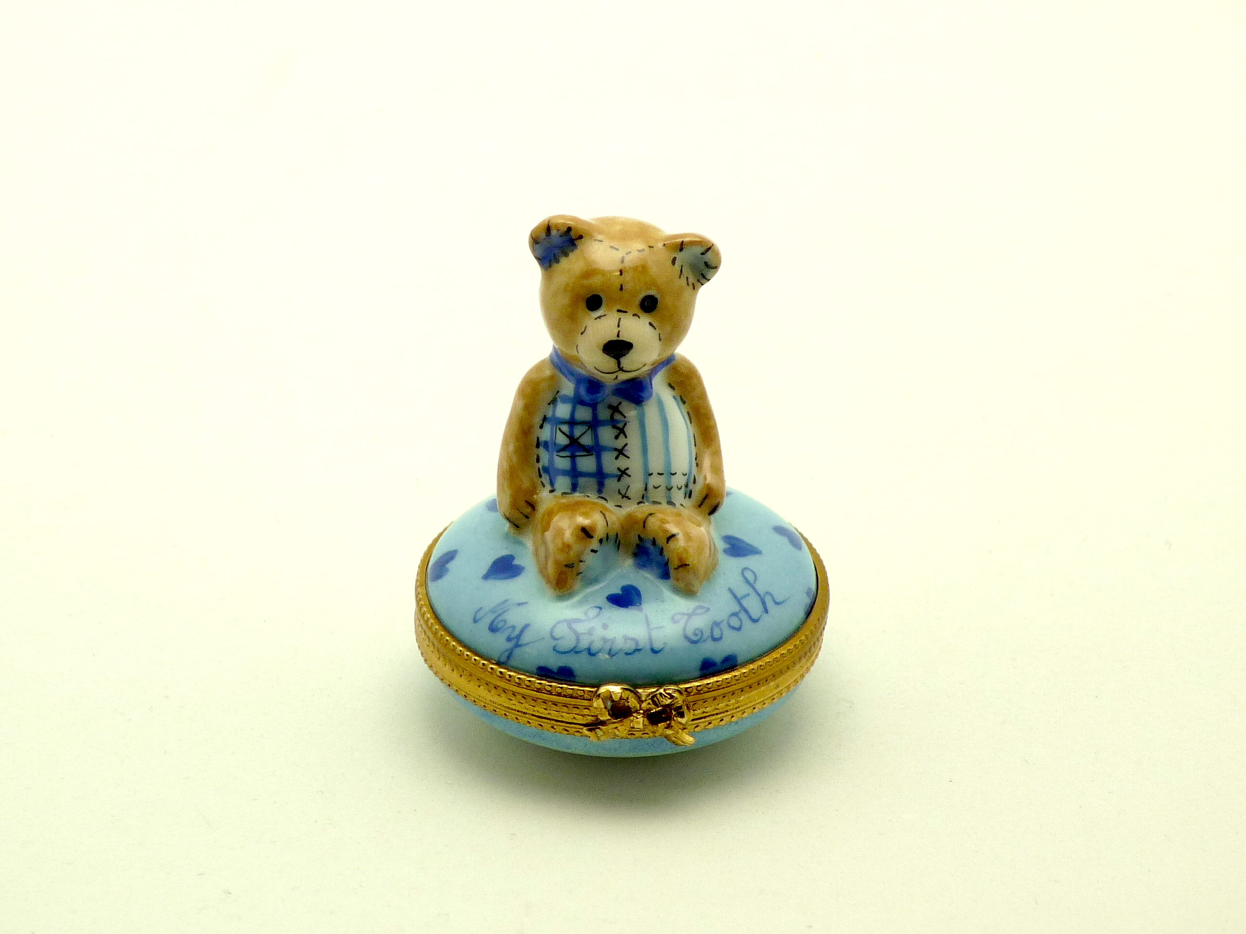 Teddy bear blue : my first tooth