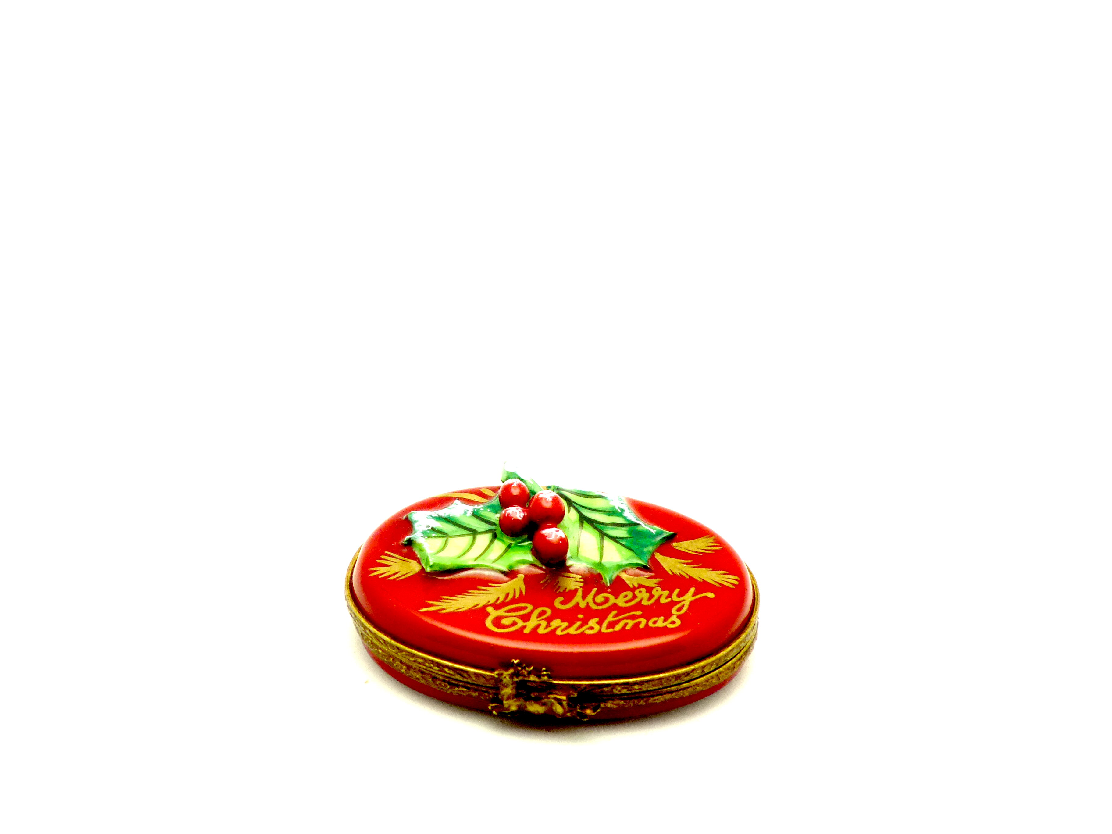 Merry Christmas oval box with holly leaves