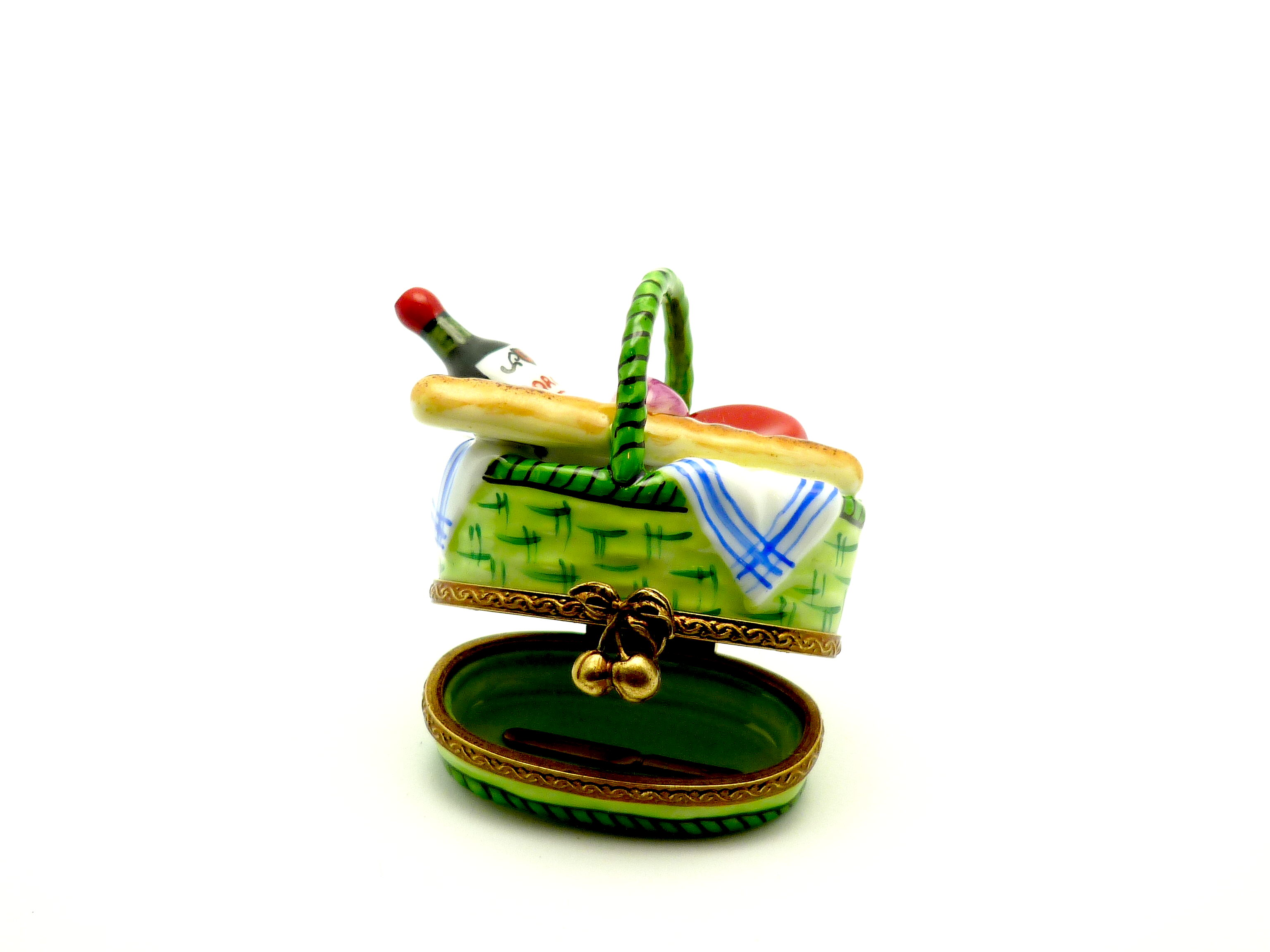 Picnic basket
