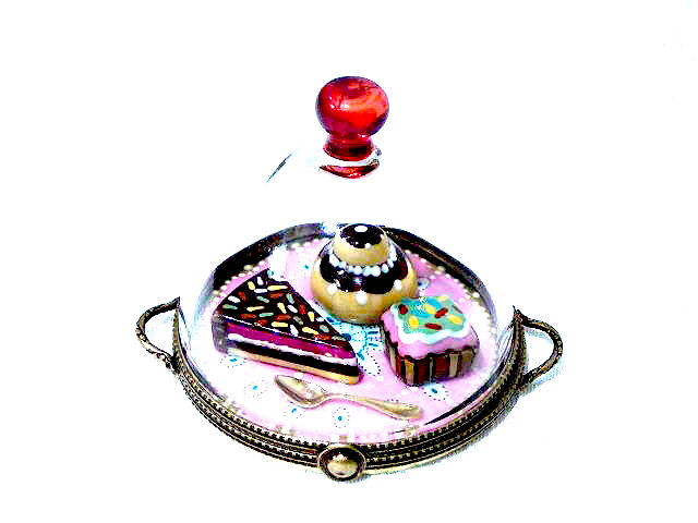 Dome with desserts & spoon