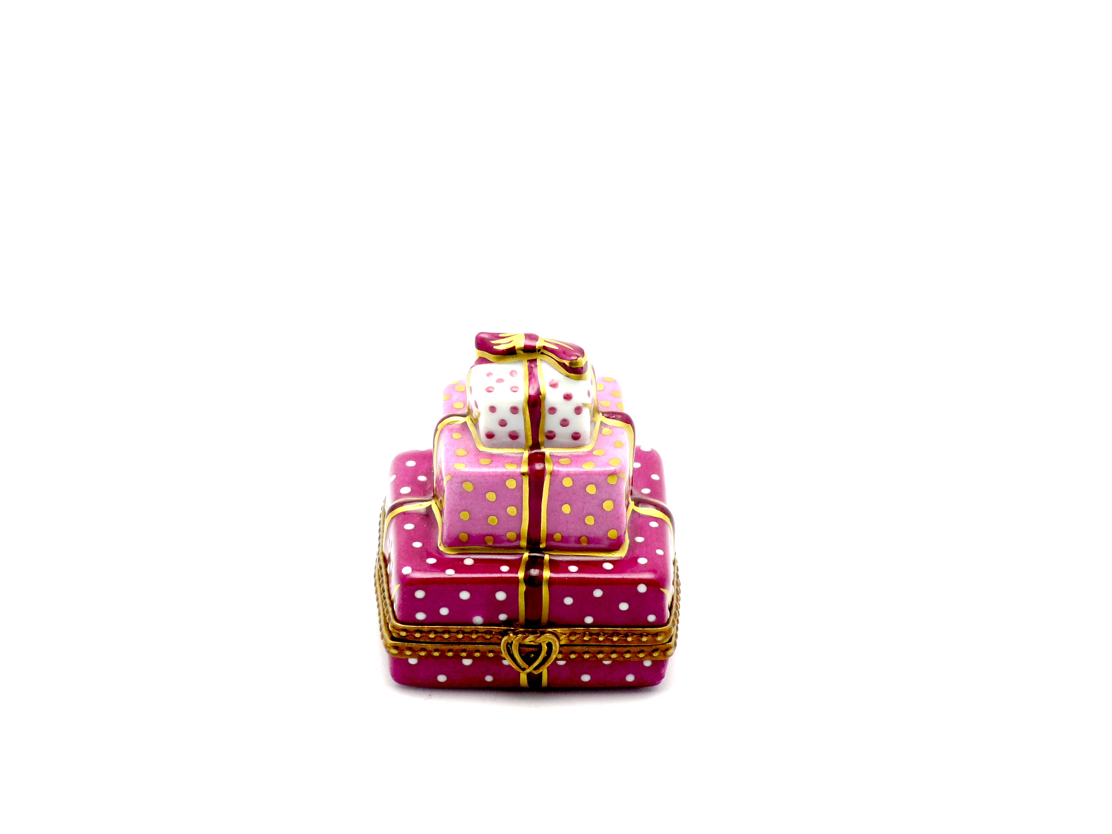 Stacking presents pink bow inside