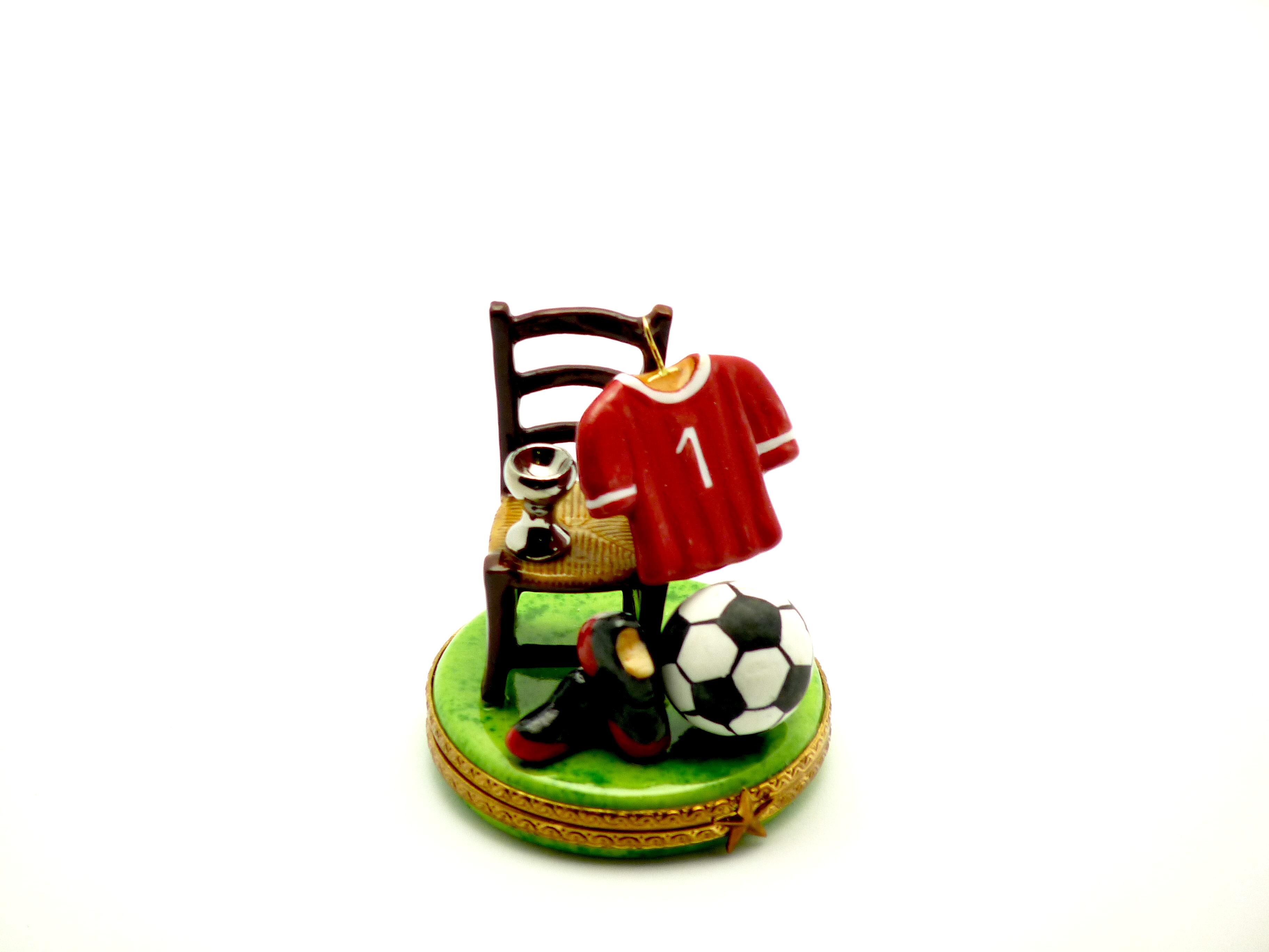 Soccer gears on round base