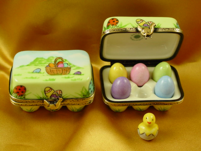 EASTER EGG CARTON WITH CHICK AND EGGS Limoges Box