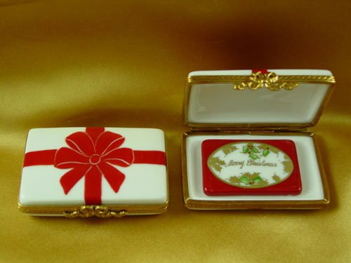 Gift box with red box - Merry Christmas