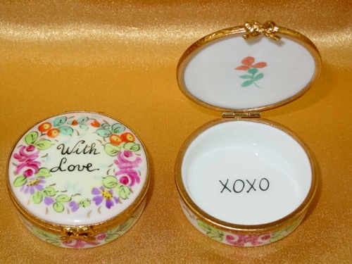 Round - With love - Studio collection
