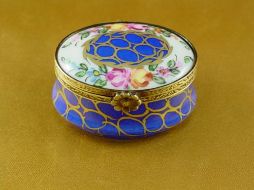 Oval with blue and flowers