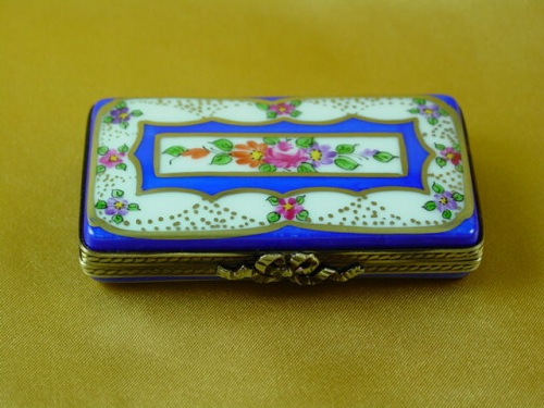 Flat rectangle dark blue with flowers
