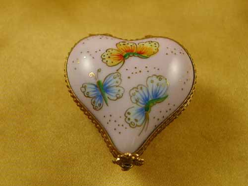 PINK HEART WITH BUTTERFLIES
