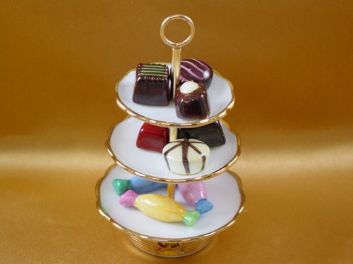 SWEET TRAY WITH NINE REMOVABLE CANDIES