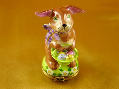 3r studios brown resin rabbit with basket statue