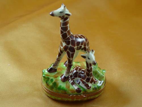 GIRAFFE W/BABY