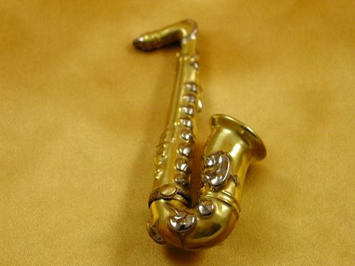 SAXOPHONE