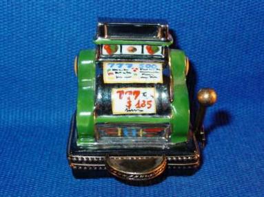 SLOT MACHINE