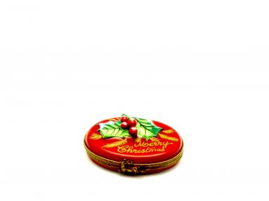 Merry Christmas oval box with holly leaves