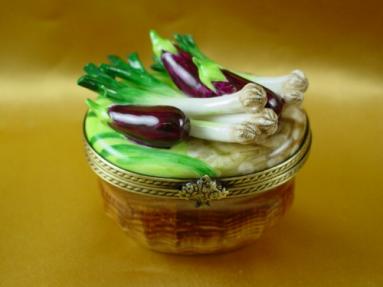 Eggplant basket
