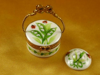 HAT BOX - LILIES
