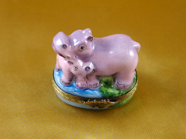 Hippo w/baby