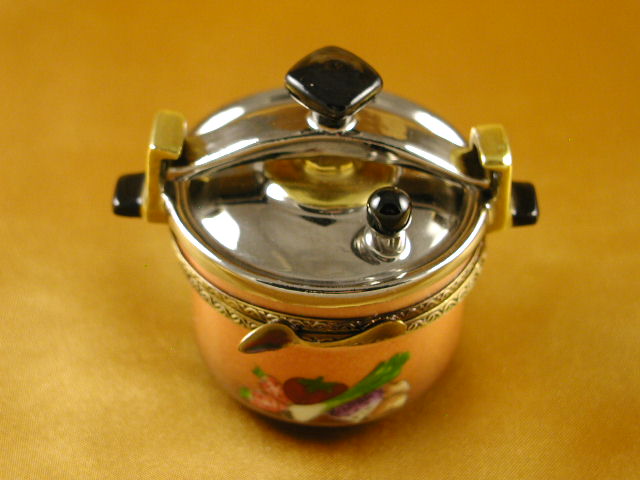 Pressure cooker