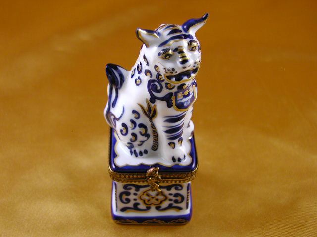 Foo dog blue/white/gold