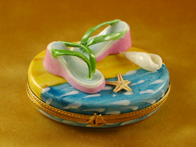 Beach shoes w/starfish