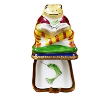 FISHING FROG WITH BOOK