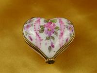 Heart pink w/ribbons & flowers