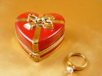 Red heart w/diamond ring