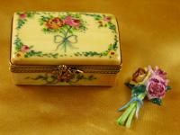 Rectangular floral box