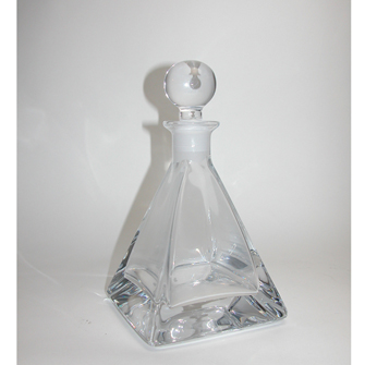 Pyramide Decanter Low