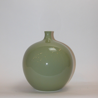 Ceramic Claudia Vase Moss Green