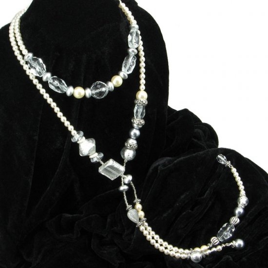 Long murano glass pearls necklace